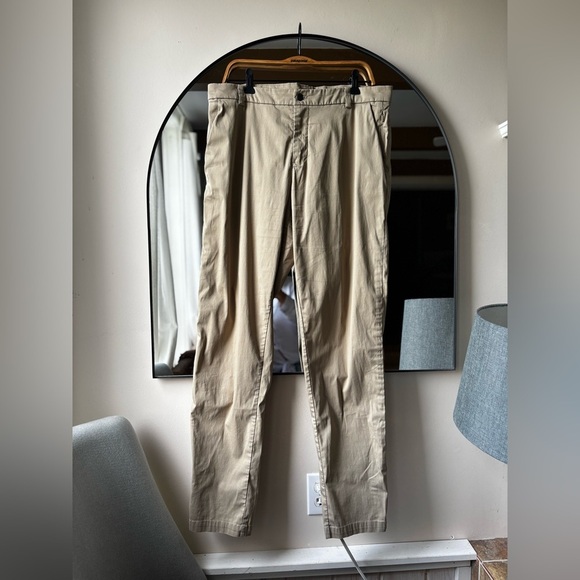 LULULEMON | men’s ABC -slim fit trouser in stretch cotton | size 34 - Picture 4 of 6